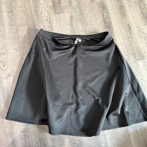 Pennington’s Black Women's Skirt